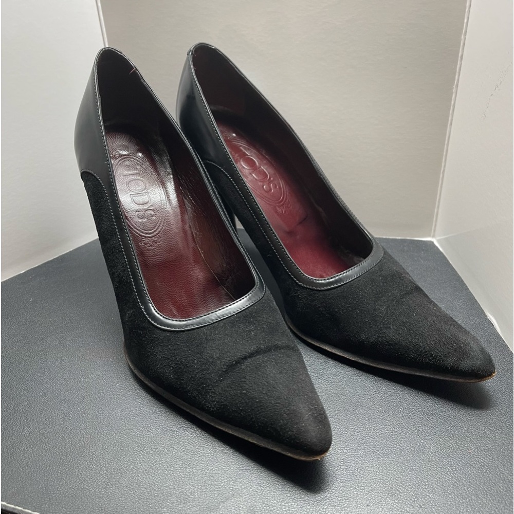 TOD'S Classic Black Suede Leather Trim Pumps Pointed Toe Slip On Heel Sz 37-US 7